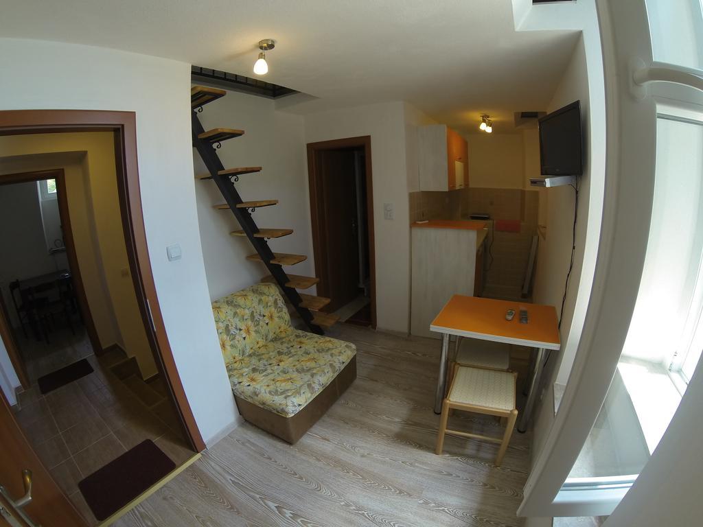 Apartments Vila Verona Andric Tivat Oda fotoğraf