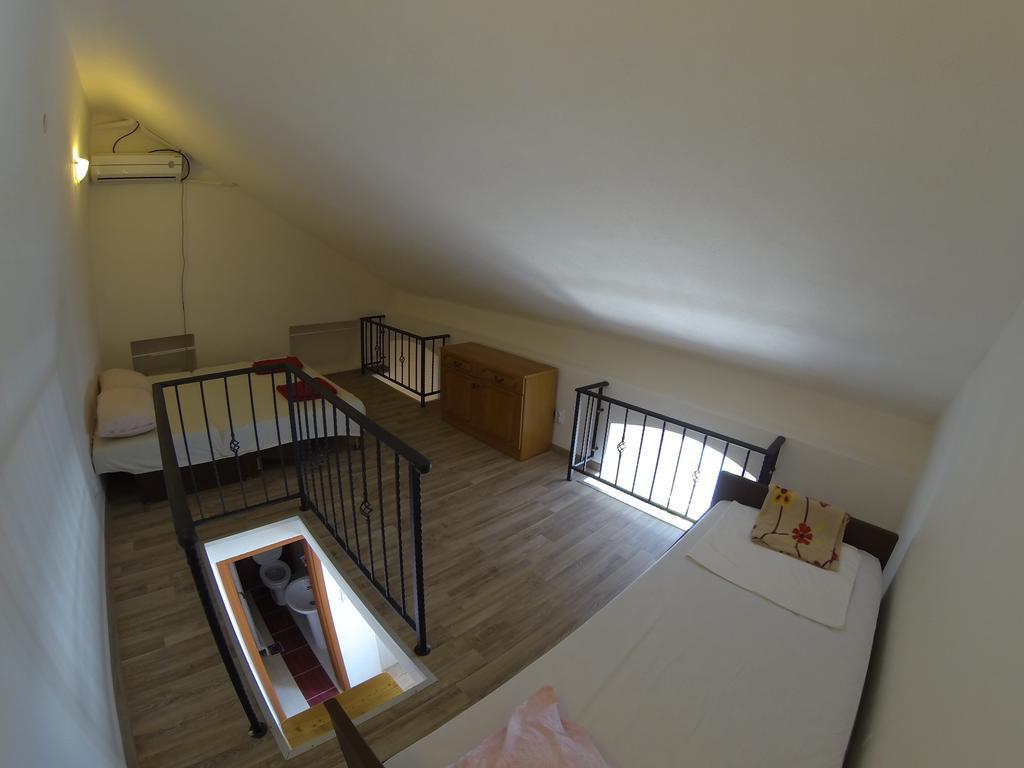 Apartments Vila Verona Andric Tivat Oda fotoğraf